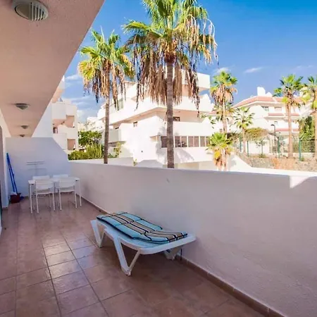 Avenida Puig Арона