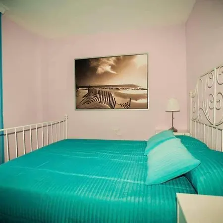 Avenida Puig דירה ארונה